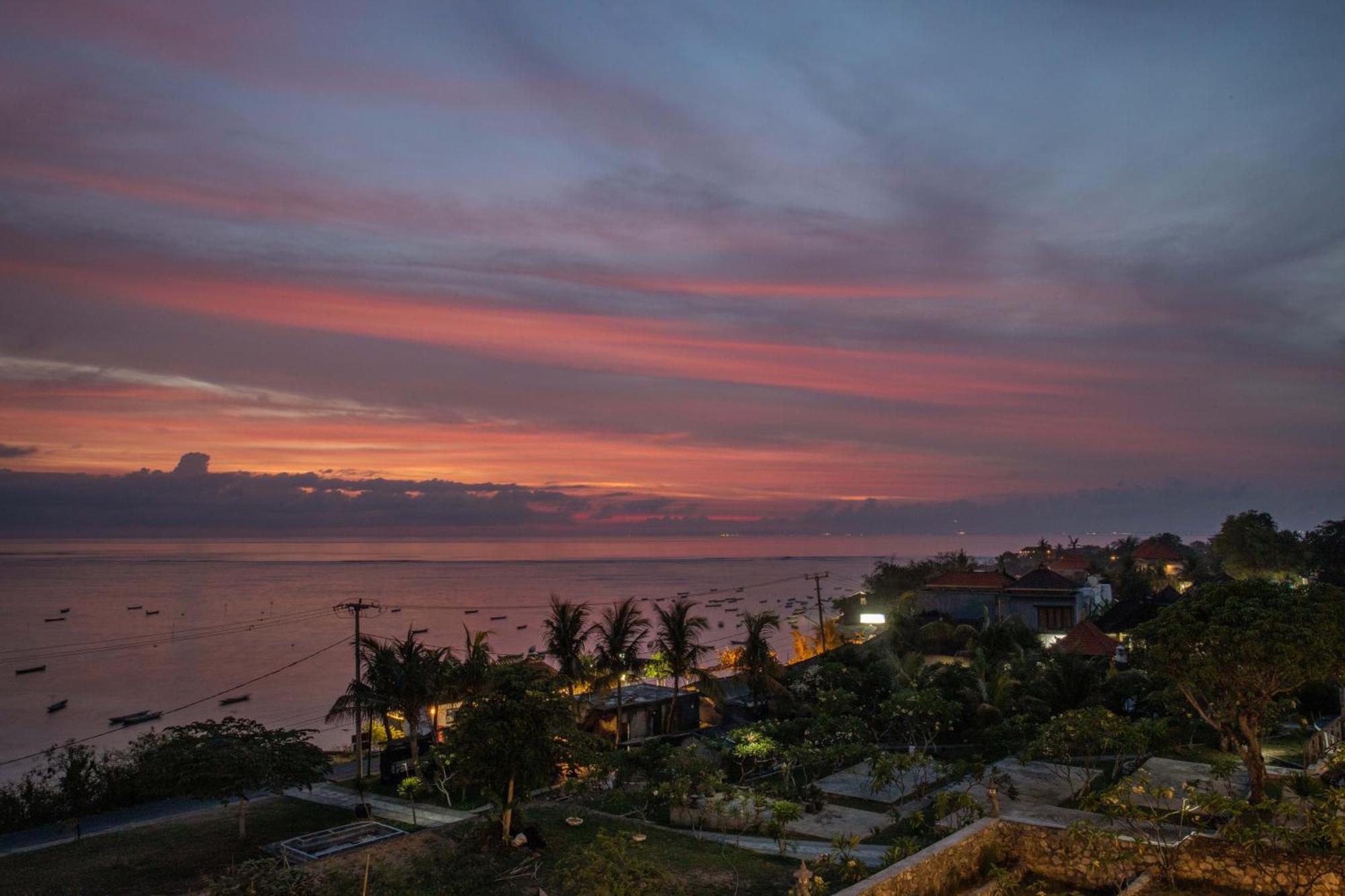Nusa View - Oceanfront Rentals Lembongan Exterior foto